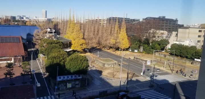 東京事務所に！