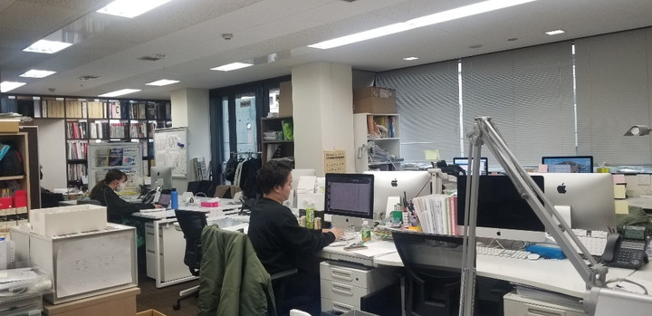 大阪事務所に！？