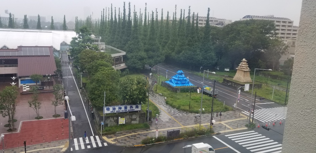 なに?